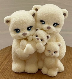 Фигурка из шоколадной глазури "Медвежья семья"