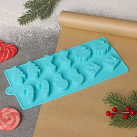 Форма для льда и шоколада «Новый год», 21,5×10 см, 12 ячеек