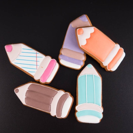 Вырубка для пряника "Карандаш" пластик, 11 см