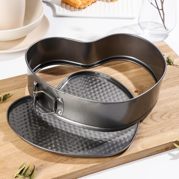 Форма для выпечки разъемная с антиприг. покрытием "Сердце", 20*5,8 см