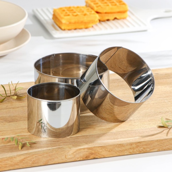 Набор форм для бенто-тортов, высота 6 см, диаметры колец: 12 см, 10 см, 8 см