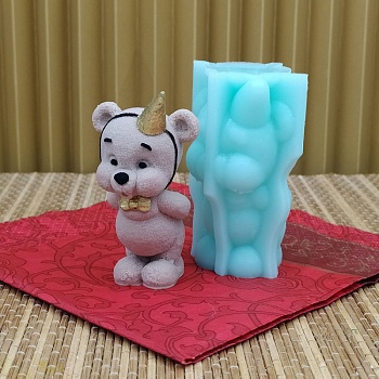 Силиконовый молд Мишутка задувает свечу