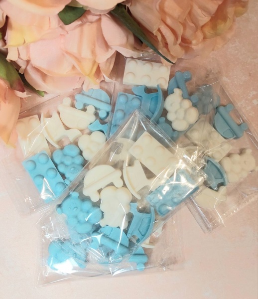 Фигурка из шоколадной глазури "Набор. Детские игрушки", голубой