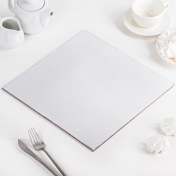 Подложка для торта квадратная, толщ. 2,0 мм, односторонняя белая 23*23 см