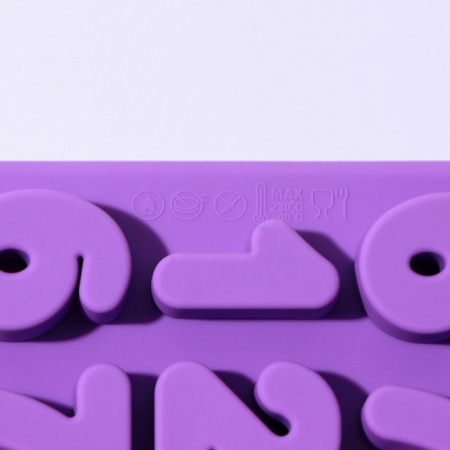 Форма для льда и шоколада «Цифры», 16×16×2 см, 20 ячеек, силикон