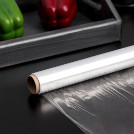 Пленка пищевая  «Доляна», 30 см × 20 м, 8 мкм, цвет белый