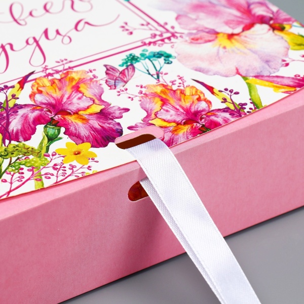 Коробка складная подарочная «От всего сердца», 200*180*50 мм