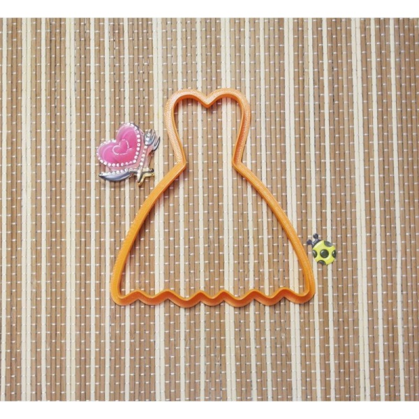 Вырубка для пряника "Платье", 8 см, пластик