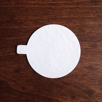 Подложка с держателем (сольерка) КРУГ 90 мм, односторонняя белая, 1 шт
