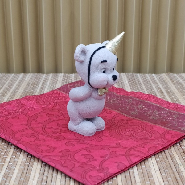 Силиконовый молд Мишутка задувает свечу