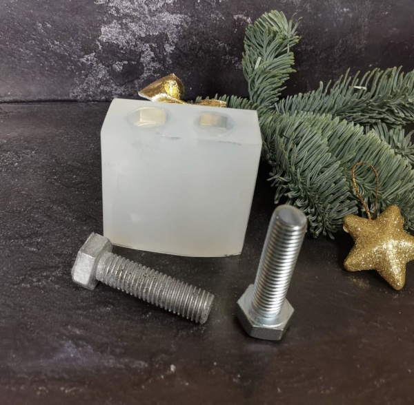 Силиконовый молд «Болт двойной»