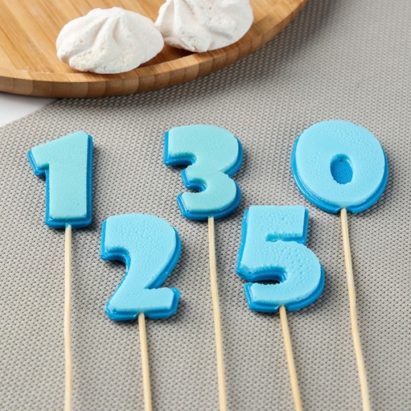 Силиконовая форма для леденцов «Цифры объемные», 10 ячеек, h=5,5 см