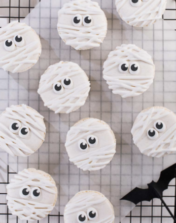 Сахарные фигурки мини-медальоны Глазки 10х15 мм, 250 гр Сахарные фигурки мини-медальоны Глазки 10х15 мм, 250 гр