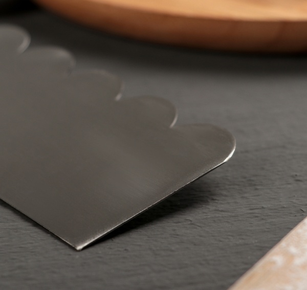 Шпатель кондитерский «Волны», 18×11 см