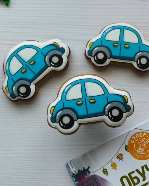 Пряник имбирный "Машинка голубая", 10 см